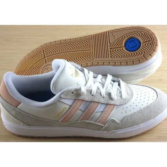 Adidas Men's Tyshawn II Shoes Wonder White Powder Coral Sizes NIB JQ1133 - Picture 2 of 7